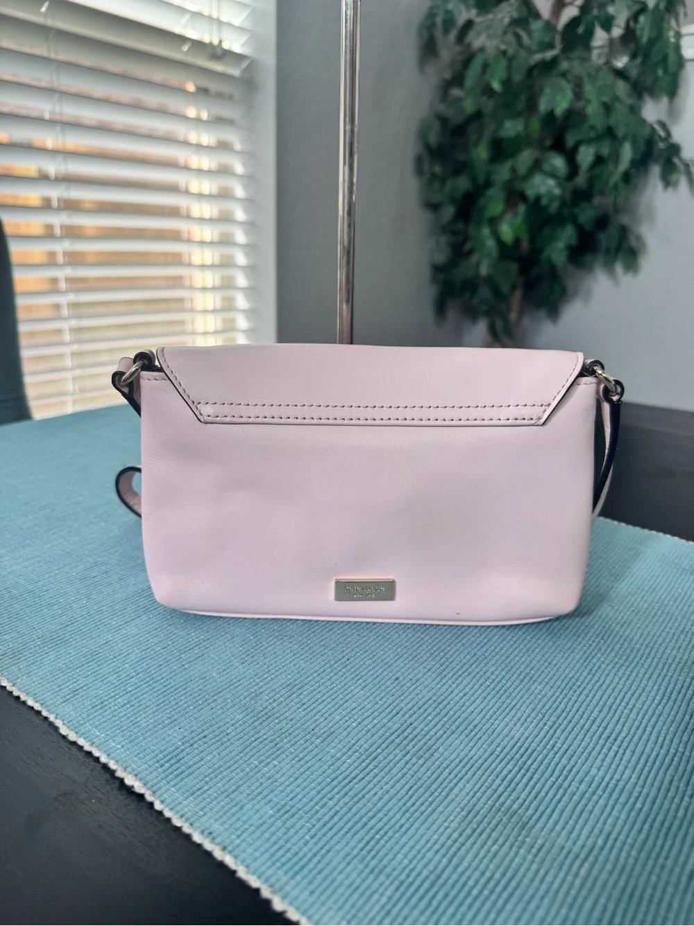 kate spade chic light